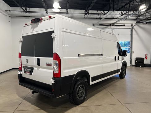 Used 2020 RAM ProMaster 2500 image 3