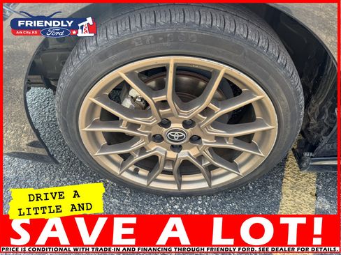 Used 2024 Toyota Camry SE w/ Convenience Package image 30