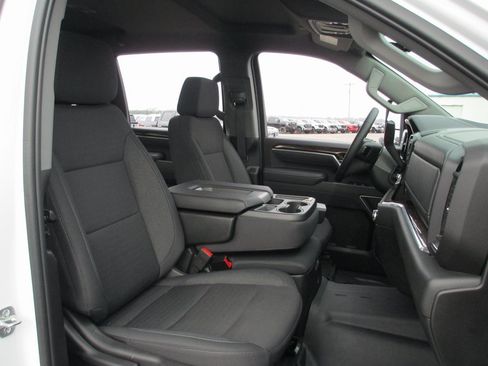 Certified 2025 GMC Sierra 3500 SLE w/ SLE Value Package image 21