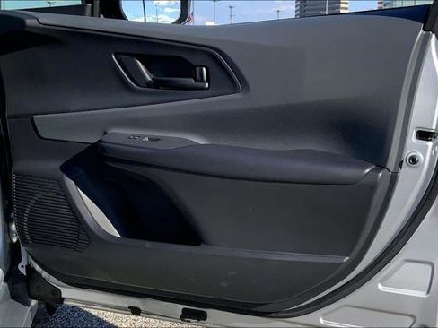 Used 2025 Toyota Prius LE image 22