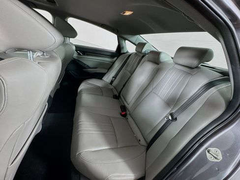 Used 2019 Honda Accord EX-L image 18
