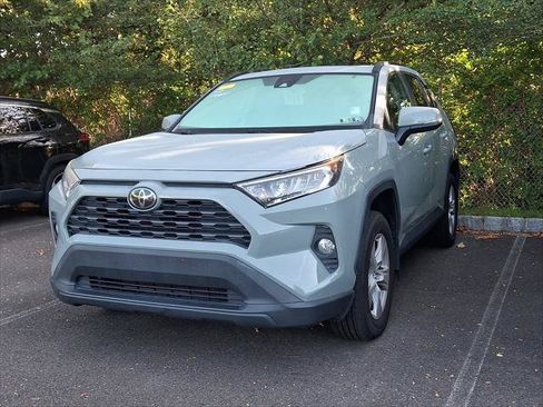 Certified 2020 Toyota RAV4 XLE w/ Convenience Package AWD/4WD image 5