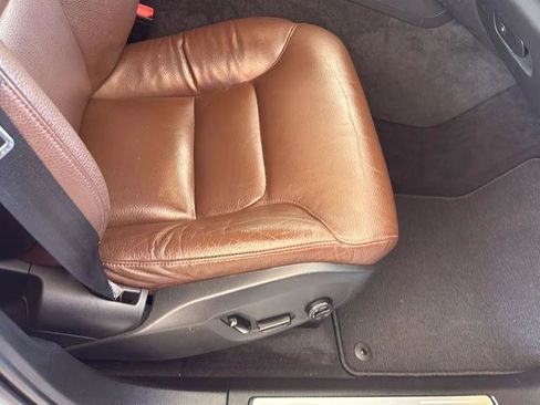 Used 2018 Volvo XC60 T5 Momentum w/ Vision Package image 27