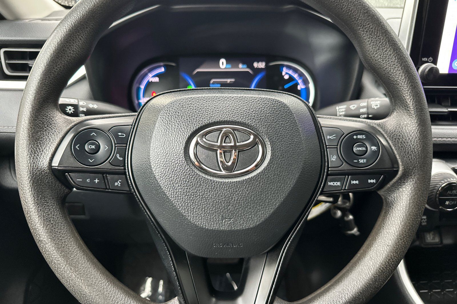 Used 2023 Toyota RAV4 LE AWD/4WD image 24