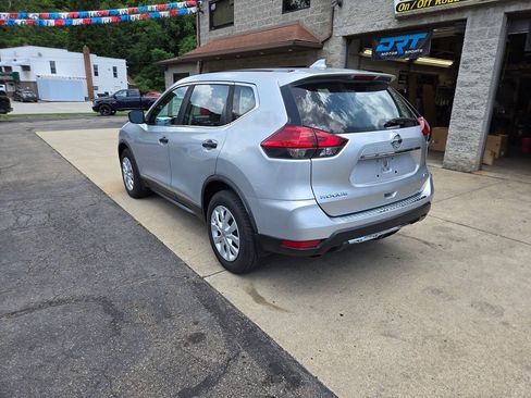 Used 2017 Nissan Rogue S AWD/4WD image 5