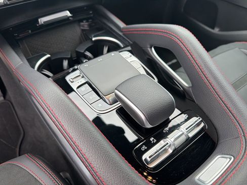 Used 2023 Mercedes-Benz GLE 53 AMG 4MATIC image 21