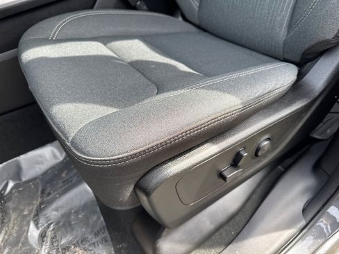 Used 2023 Jeep Grand Cherokee Limited w/ Luxury Tech Group II image 53