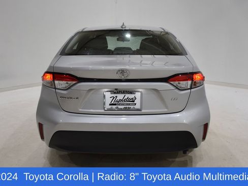 Used 2024 Toyota Corolla LE image 5