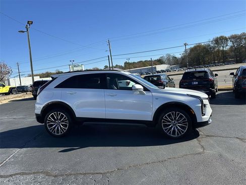 Used 2024 Cadillac XT4 Sport image 28