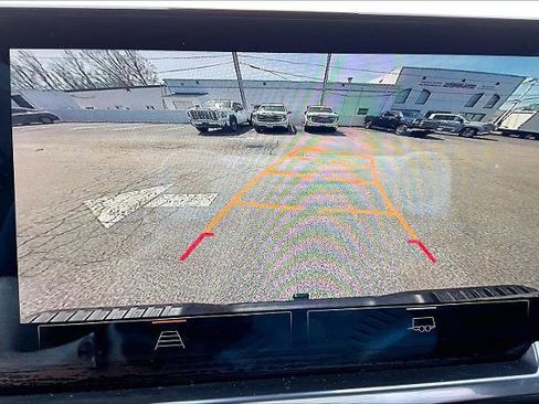 Used 2023 GMC Sierra 1500 Elevation image 15