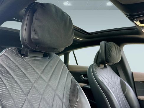 Certified 2023 Mercedes-Benz EQS 580 4MATIC Sedan image 15