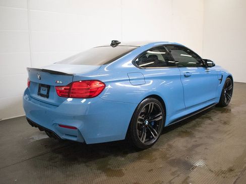 Used 2017 BMW M4 Coupe RWD image 4