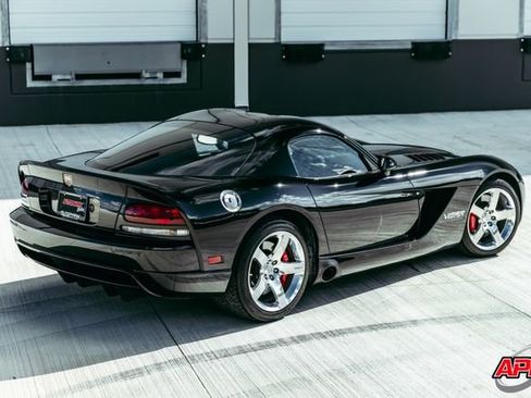 Used 2006 Dodge Viper SRT-10 RWD image 3
