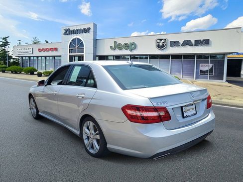 Used 2012 Mercedes-Benz E 350 4MATIC Sedan image 3