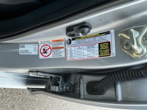 Used 2017 Subaru Legacy 2.5i Premium image 17