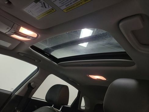 Used 2020 Hyundai Kona Limited image 15