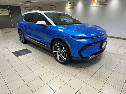 Used 2024 Chevrolet Equinox EV LT w/ Active Safety Package 3