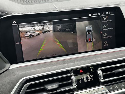 Used 2022 BMW X5 xDrive40i w/ Executive Package image 26