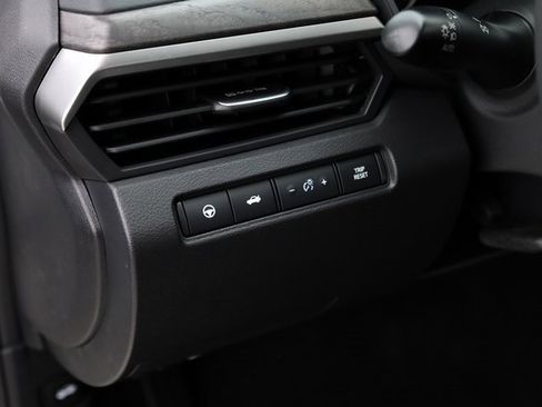 New 2025 Nissan Altima 2.5 SL image 13