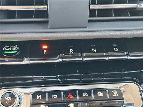 Used 2023 Lincoln Corsair Reserve w/ Equipment Group 201A image 12