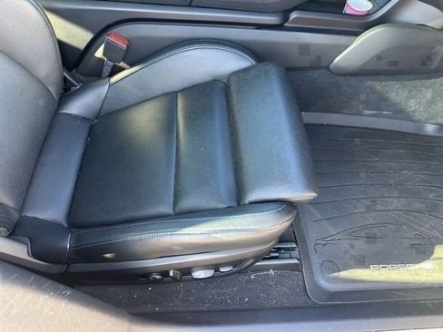 Used 2020 Porsche Taycan 4S image 36