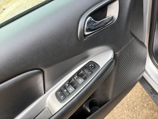 Used 2018 Dodge Journey SXT w/ Premium Group FWD image 13