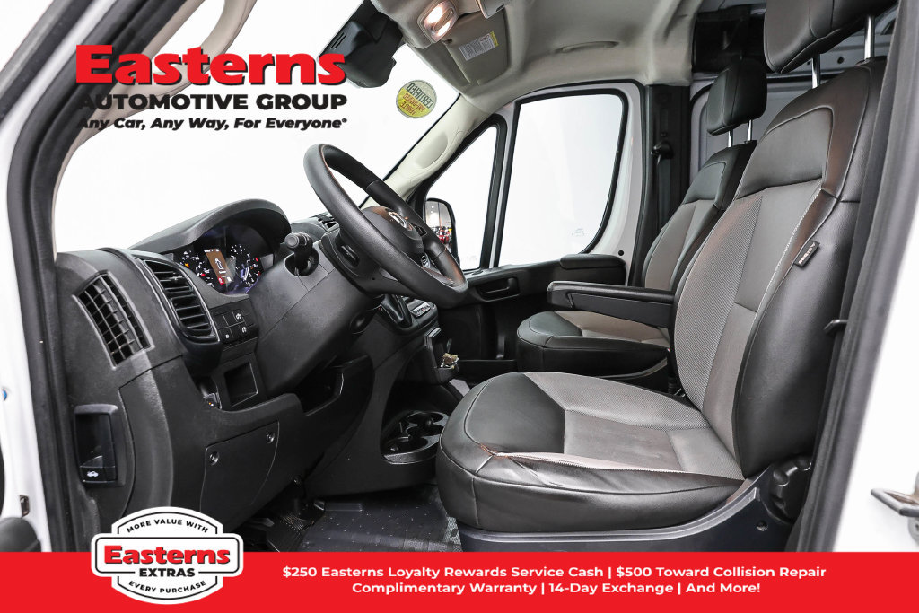 Used 2025 RAM ProMaster 2500 w/ Convenience Group FWD image 15