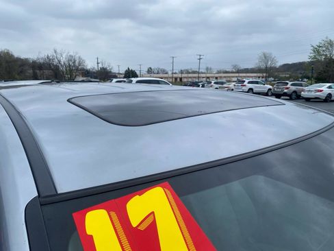 Used 2017 Honda Odyssey EX-L image 4