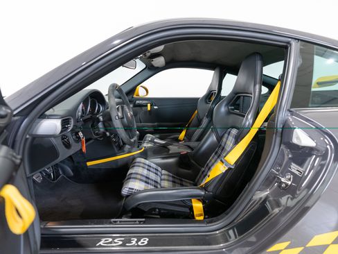Used 2011 Porsche 911 GT3 RS RWD image 35