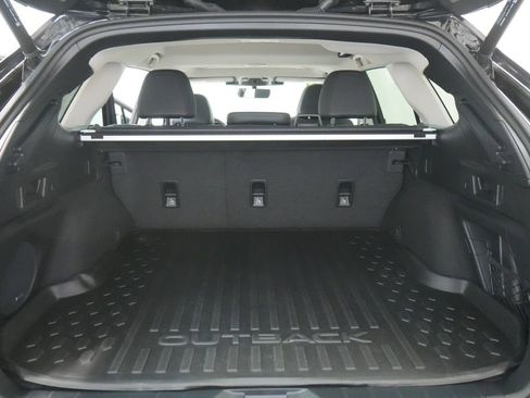 Used 2023 Subaru Outback Limited image 26