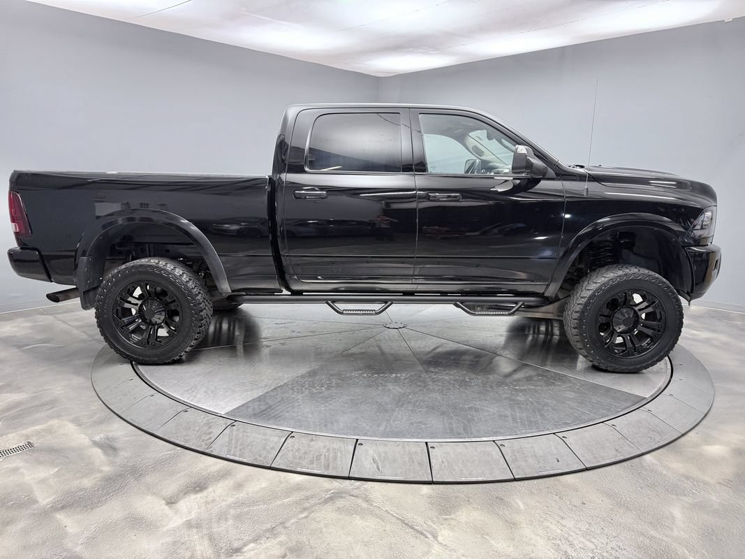 Used 2015 RAM 2500 Laramie w/ Black Appearance Group AWD/4WD image 4