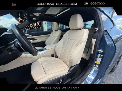 Used 2023 BMW 430i Coupe w/ M Sport Package RWD image 17