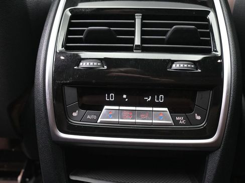 Used 2022 BMW X5 M50i AWD/4WD image 23