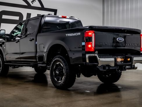 Used 2025 Ford F350 Lariat w/ Lariat Ultimate Package image 35