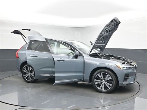 Used 2022 Volvo XC60 B6 Inscription w/ Advanced Package image 57