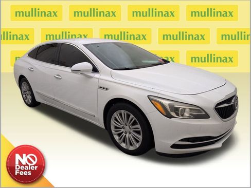Used 2019 Buick LaCrosse Preferred image 1