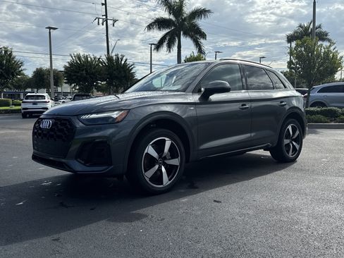 Certified 2023 Audi Q5 2.0T Prestige w/ Prestige Package AWD/4WD image 8