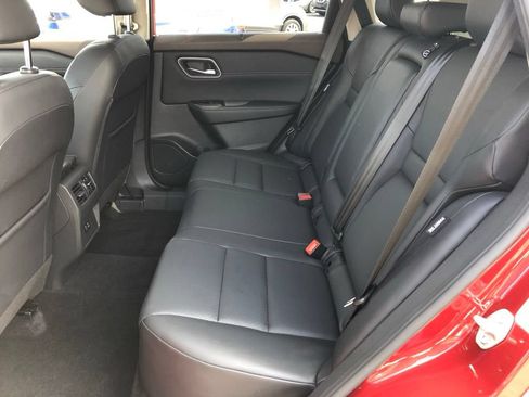 Certified 2023 Nissan Rogue SV w/ SV Premium B Package AWD/4WD image 9