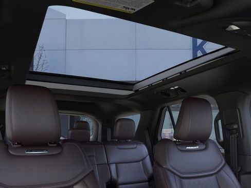 Used 2026 Ford Explorer Platinum image 22