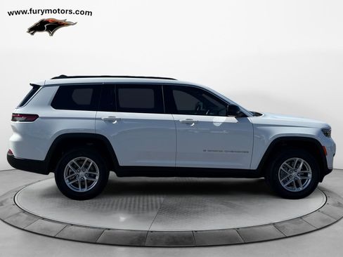 New 2025 Jeep Grand Cherokee L Laredo w/ Luxury Tech Group I AWD/4WD image 2