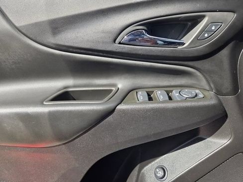 Used 2024 Chevrolet Equinox LT AWD/4WD image 19