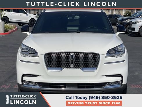 Certified 2021 Lincoln Aviator Reserve w/ Equipment Group 202A AWD/4WD image 2