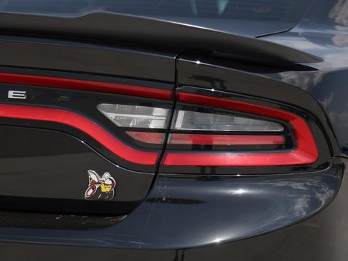 Used 2019 Dodge Charger Scat Pack w/ Plus Group RWD image 6