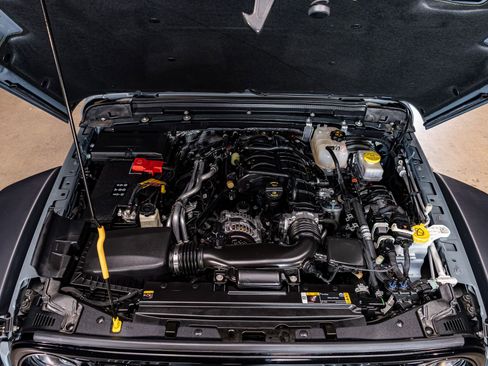 Used 2024 Jeep Wrangler Willys image 29