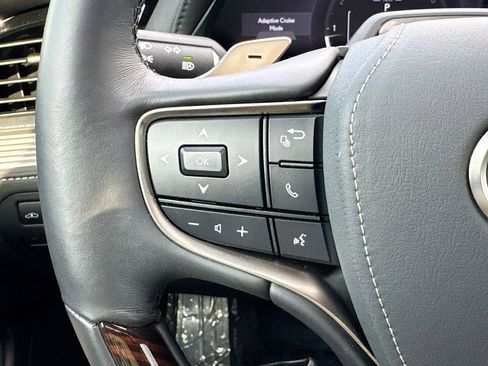 Used 2024 Lexus LS 500 AWD w/ Luxury Package image 23