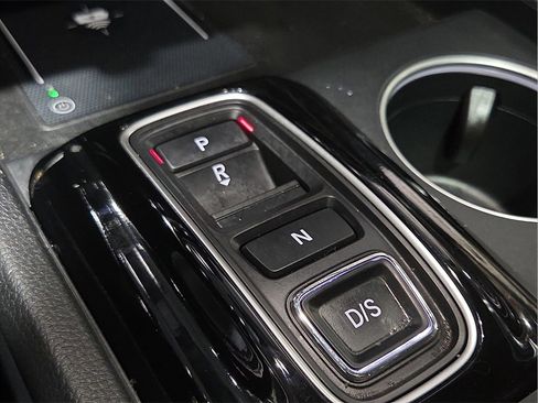 Used 2024 Honda Pilot Elite image 21