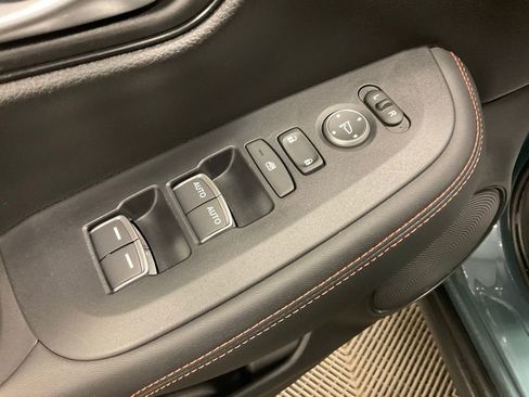 Used 2024 Honda HR-V Sport image 19