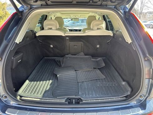 Certified 2023 Volvo XC60 B5 Plus w/ Protection Package Premier image 34