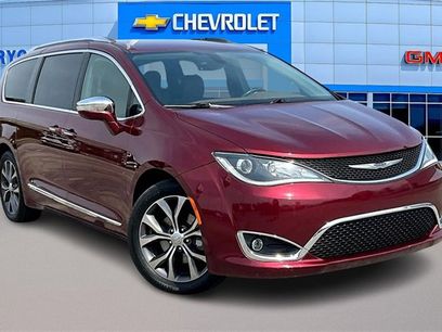 Used 2018 Chrysler Pacifica Limited