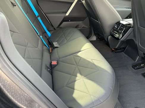 Used 2024 BMW iX xDrive50 w/ Convenience Package image 9